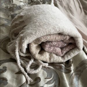 Blanket scarf